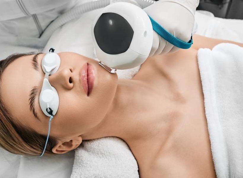 What To Know About Acne Scar Removal Options And How They Work